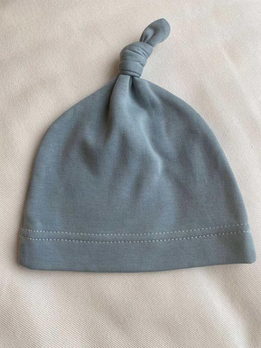Чепчики, шапочки для новорождённых Шапочка узелок интерлок, серо-синий, интерлок на байке, Little Angel