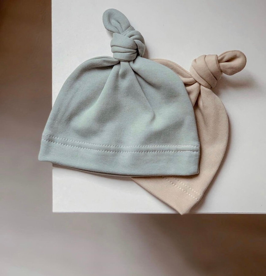 Чепчики, шапочки для новонародженних Шапочка вузлик інтерлок, Little Angel