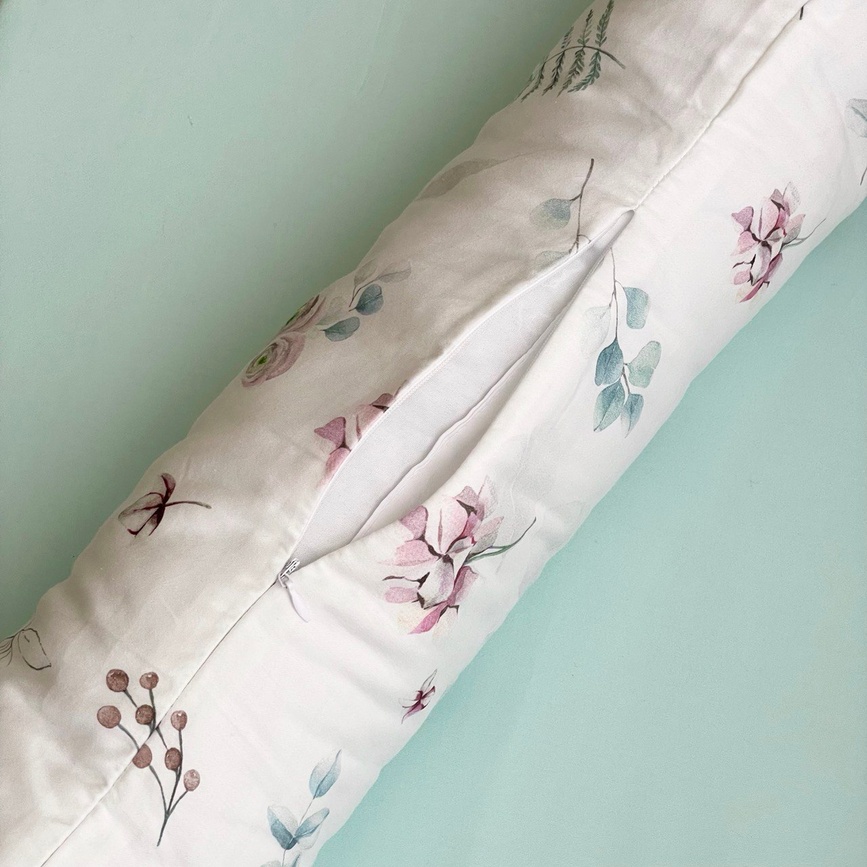 Бортики в кроватку Защитный бортик-валик с рисунком (Цветок Гортензия), пудрового цвета, ТМ Маленькая соня