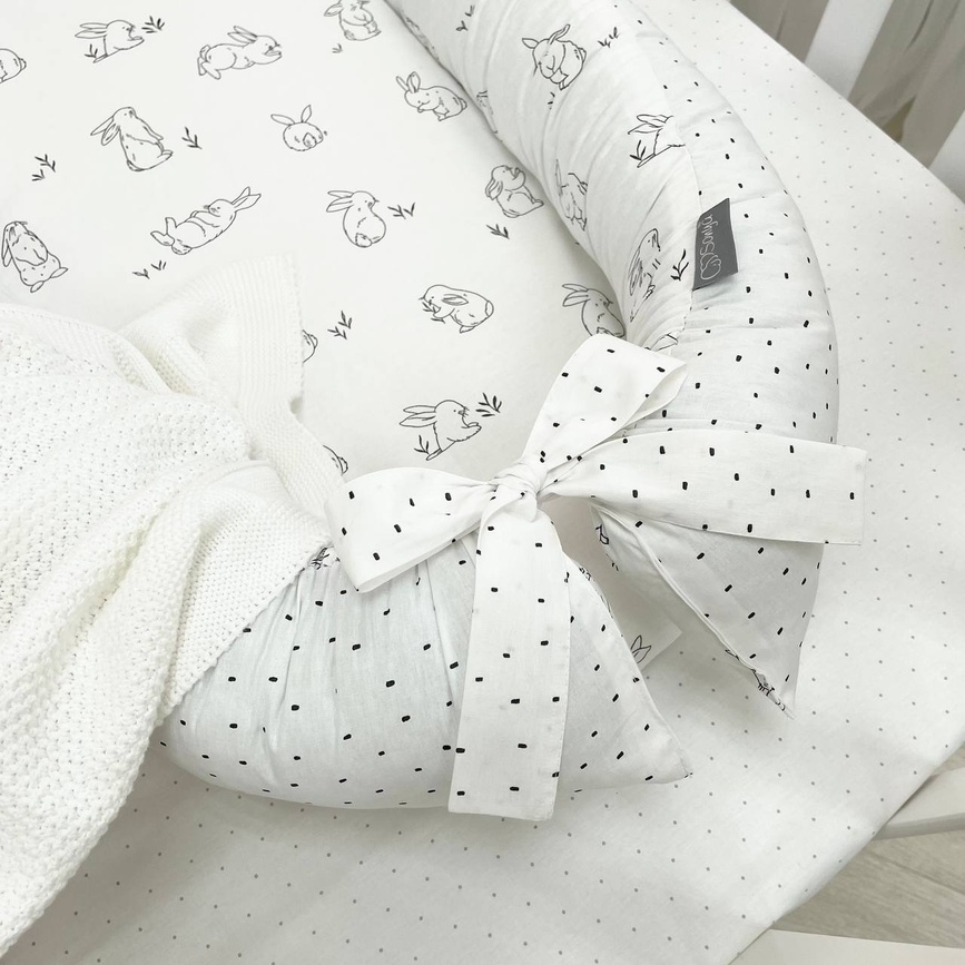 Кокони для новонароджених Кокон Baby Design Зайчики на білому, Маленька Соня