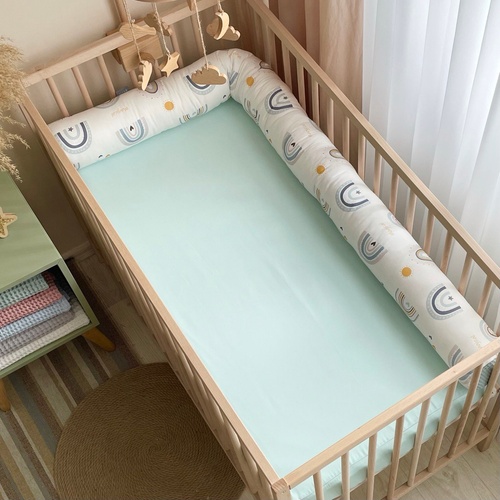 Бортики в кроватку Защитный бортик-валик с рисунком (Радуга), мятного цвета, ТМ Маленькая соня