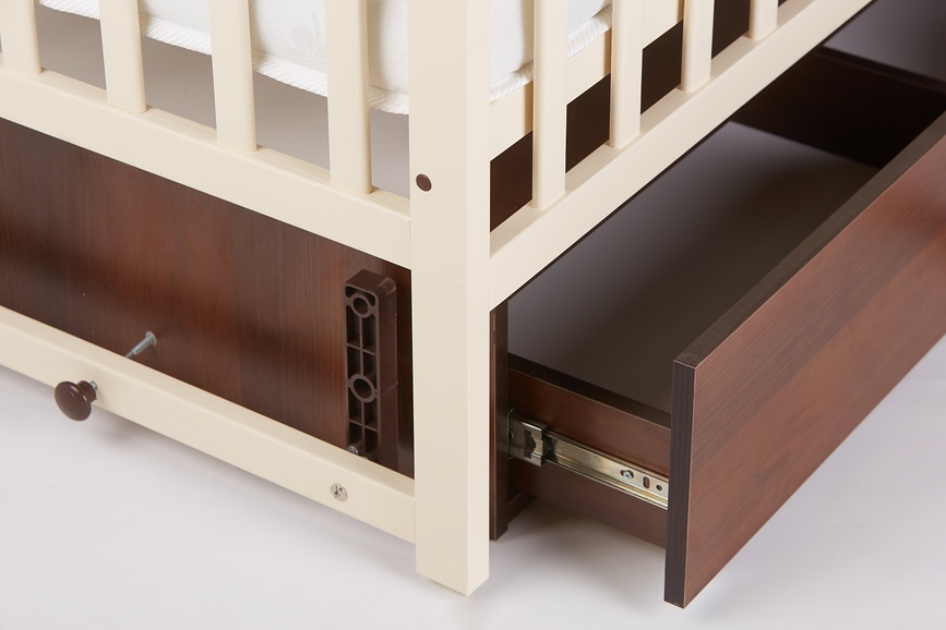 Кроватки Детская кроватка MRIYA combi с маятником и ящиком ваниль/орех, Дитячий сон