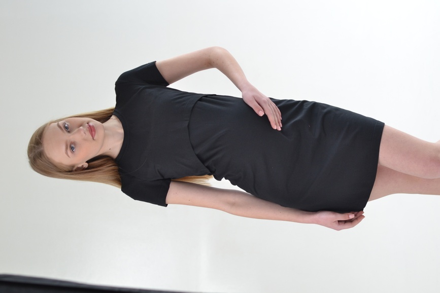 Сукня футболка Felicia для вагітних та годуючих, чорний, Dizhimama, Чорний, 42