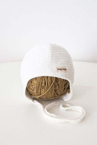 Чепчики, шапочки для новонародженних Велюрова шапка Tim, Молочна, Magbaby